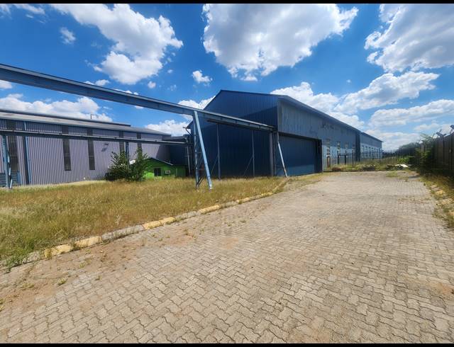 13,253M² FACTORY TO LET IN WADEVILLE